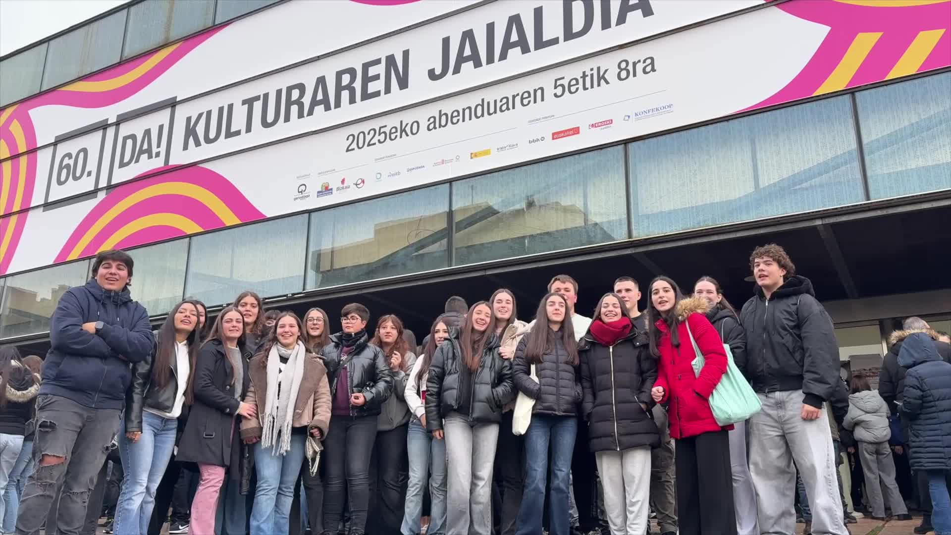 Abenduak 5: ate irekiera